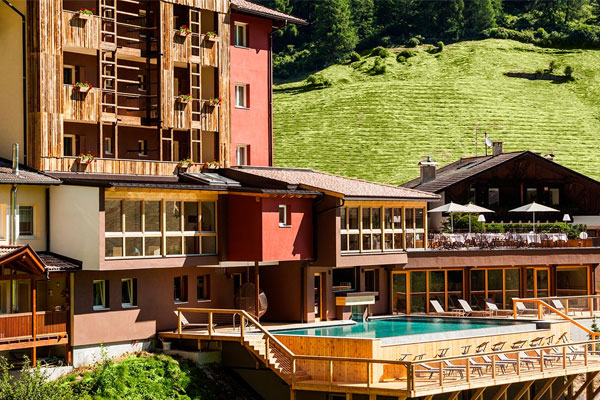 Hotel i Restauracja Tonzhaus