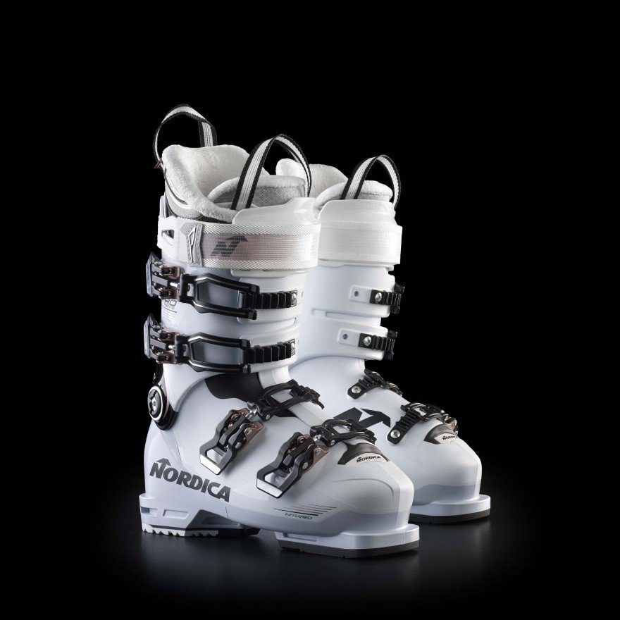 But narciarski Pro Machine 105 W But narciarski Pro Machine 105 W