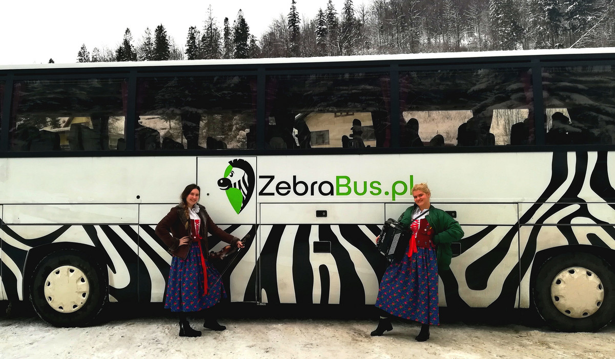 ZebraBus.pl - Katowice - Tychy - Szczyrk (foto: ZebraBus.pl)
