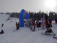 "OŚLA ŁĄCZKA" W POŁOWIE TRASY NIEBIESKIEJ