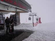 Śnieżny dzień na górze