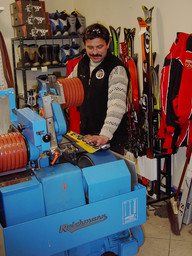 Serwis - maszyna ostrzy na różne kąty :)