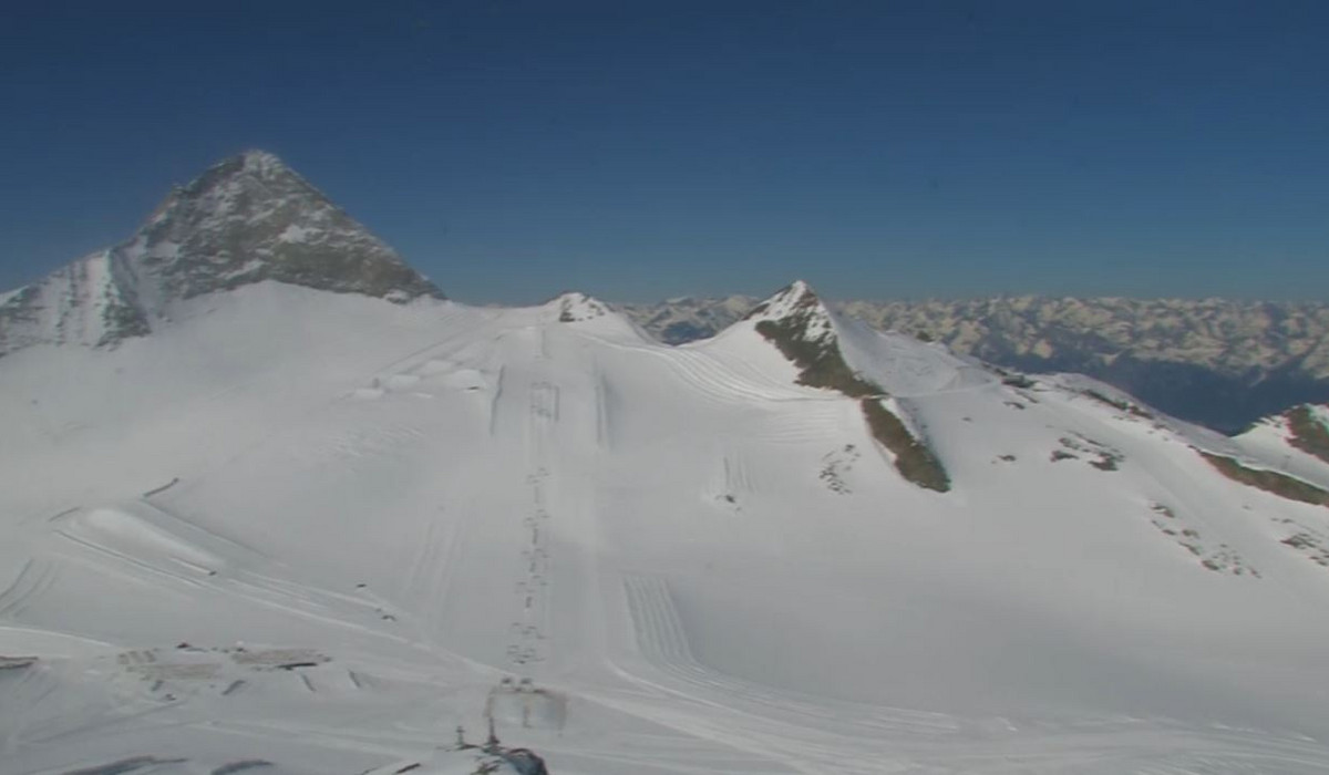 Hintertux webcam 2020 04 23 (źródło: hintertuxergletscher.at)