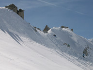 Można się wspiąć i podziwiać widoki po drugiej stronie