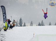 Sony VAIO Extreme Series Winter Edition- narciarz w skoku 3