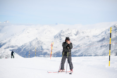Szwajcarskie testy nart i snowboardu w Saas-Fee Allalin 2016 11 20 (foto: PPR/Manuel Lopez)