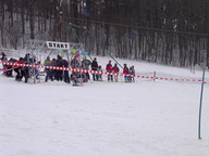 Punkt startowy zawodów dziecięcych.