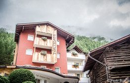 Restauracja Hotel Tonzhaus w Madonna di Senales (foto: PB narty.pl)