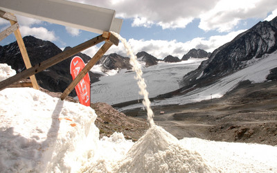 Sztuczny śnieg na Pitztal (foto: ide-snowmaker.com)