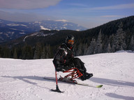 Niepełnosprawny narciarz 1