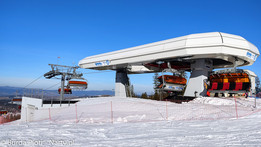 Wiosenne narty bez kolejek (fot. P. Burda) Wiosenne narty bez kolejek (fot. P. Burda)