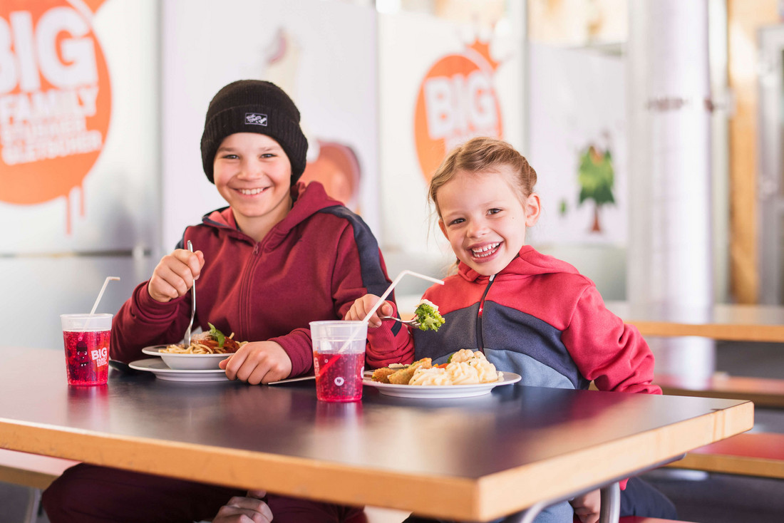 Big Family na lodowcu Stubai / fot. Andre Schoenherr