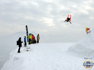 Sony VAIO Extreme Series Winter Edition- narciarz w skoku 5