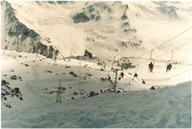 Zjazd z górnej stacji krzeseł (3800m)