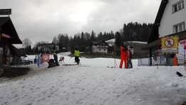 Narty na Cieńkowie w Wiśle (fot. A. Tomczyk) Narty na Cieńkowie w Wiśle (fot. A. Tomczyk)