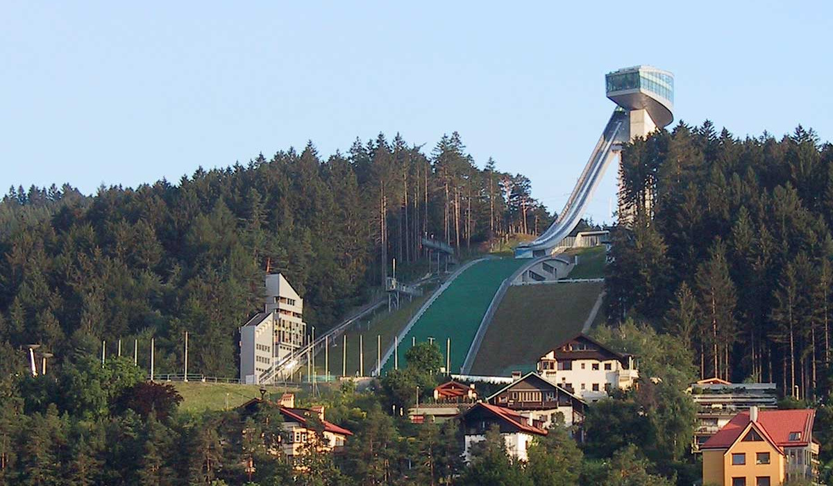 Skocznia Bergisel w Innsbrucku (Austria) widok z północy / fot. Veit Mueller 