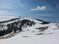 Kolejka Nockalm, w tle trasa 15 Panorama i 16 Priedrof