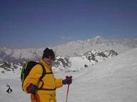 2600 Ja na tle Mt. Blanc ( jesli sie nie myle do Mt.Blanc bylo ze 20 km w lini prostej)