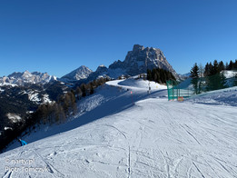 Ski Civetta zjazd z MONTE FERTAZZA 2100 m z widokiem na masyw Monte Civetta (fot. P. Tomczyk)