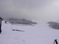 TRASA ZJAZDOWA WIDOK Z GÓRNEJ STACJI.
