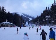 Niebieska trasa 13, wyciąg B3, w tle Chopok tonący w chmurach 1