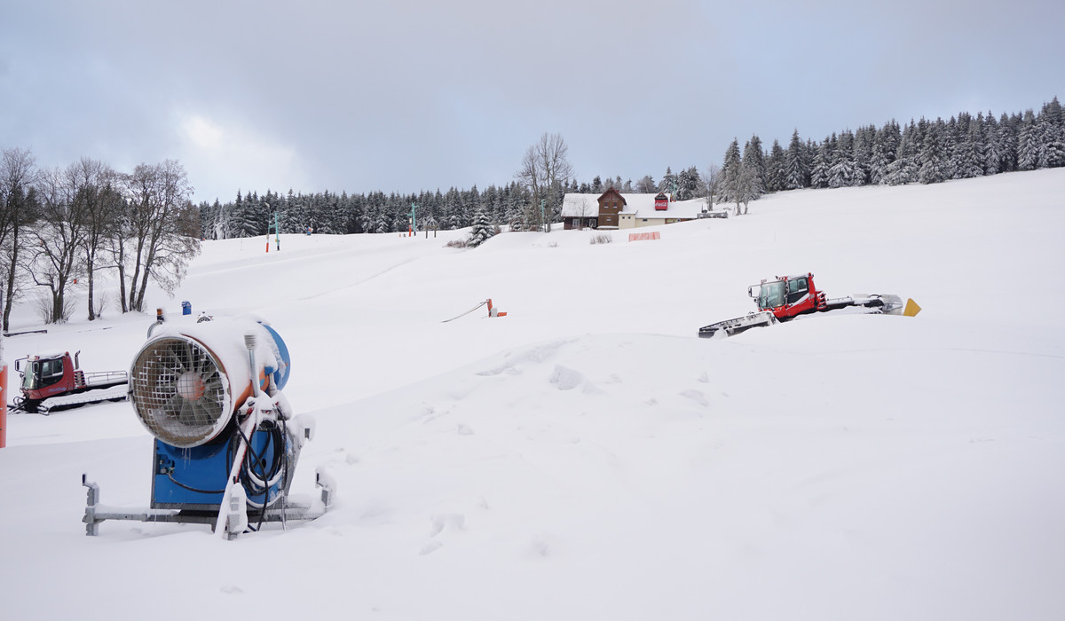 Śnieżymy (foto: Winterpol Sp. z o.o.)