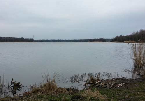 Jezioro Paprocańskie w całej okazałości