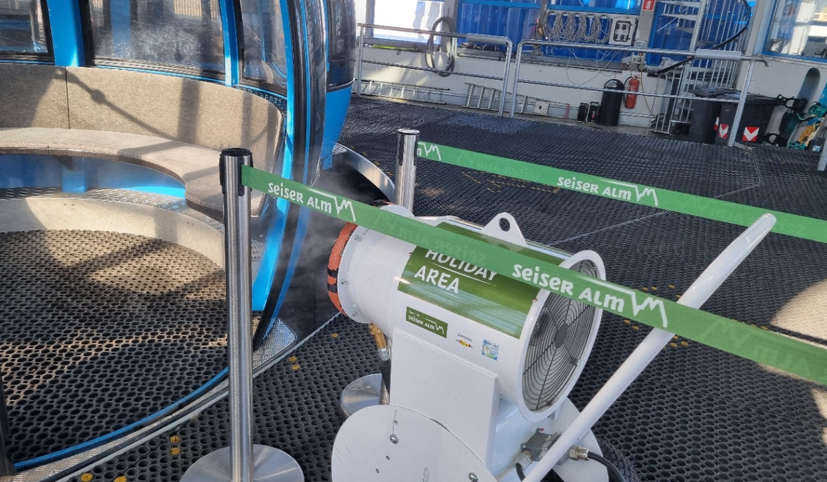 Armatką w wirusa (fot. M. Knyć)