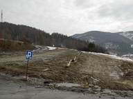 PARKING NIE BUDZI NASZEGO ZUFANIA. NIE ZARYZYKUJEMY PARKOWANIA W TYM GRZĘZAWISKU