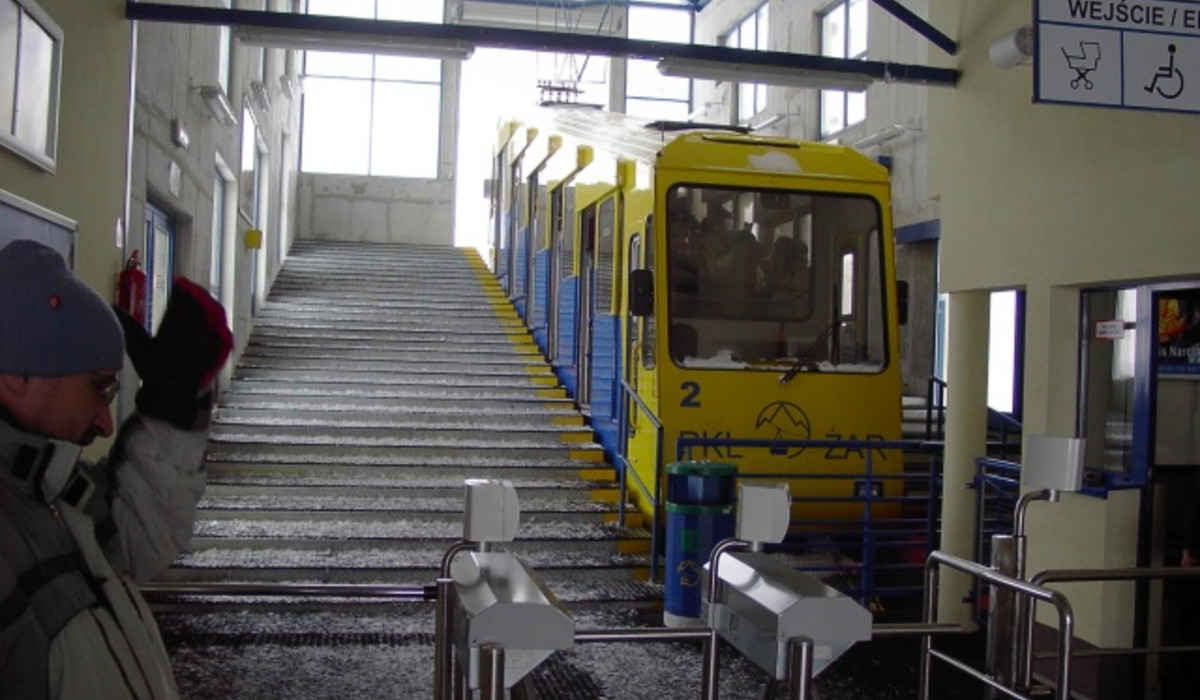 Góra Żar (foto:archiwum Narty.pl)