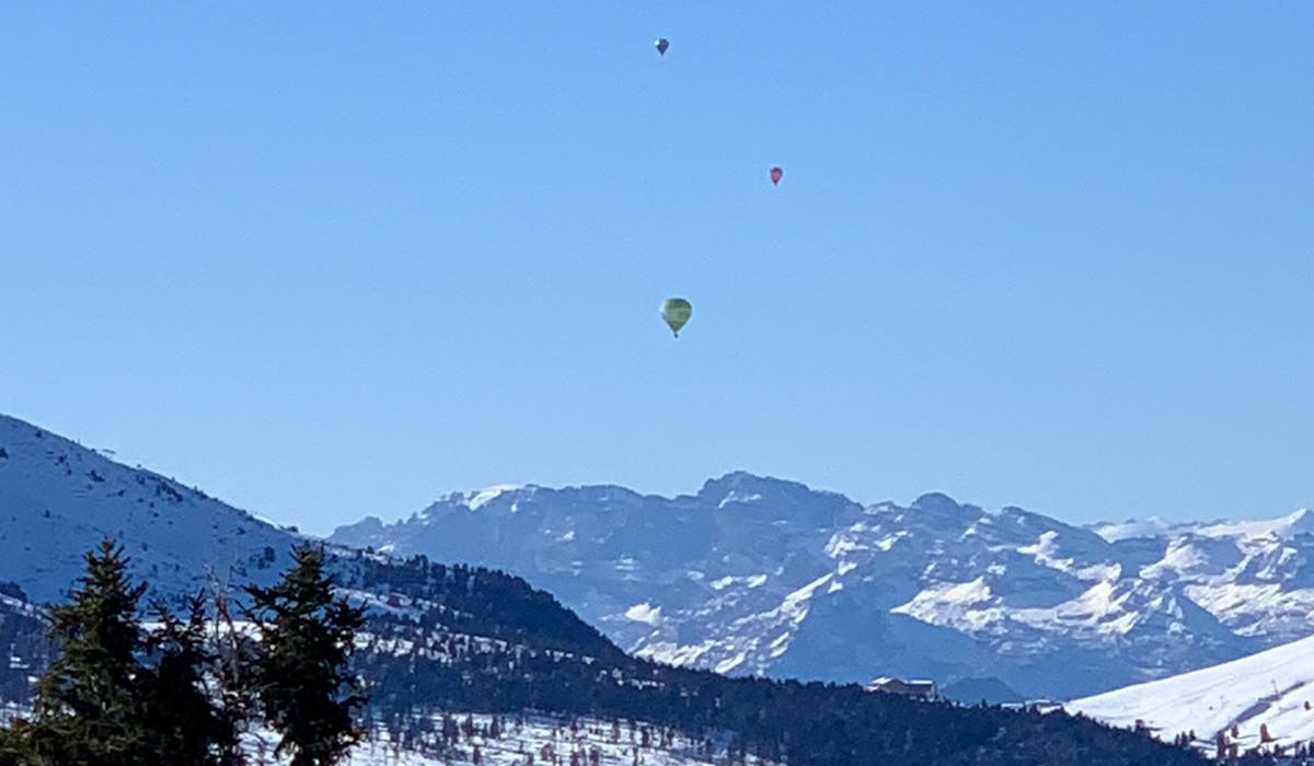 Ski Center Latemar widok z tarasu Oberholz (fot. P. Tomczyk) Ski Center Latemar widok z tarasu Oberholz (fot. P. Tomczyk)