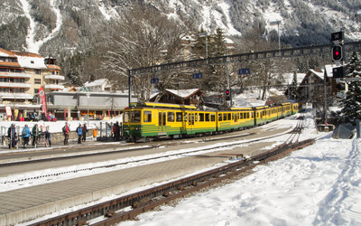 Dworzec kolejowy w górach (foto: PB Narty.pl)