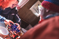 Świąteczny grzaniec w schronisku (foto: M. Kottersteger) Świąteczny grzaniec w schronisku (foto: M. Kottersteger)