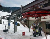 Dolna stacja i startujące dzieci 