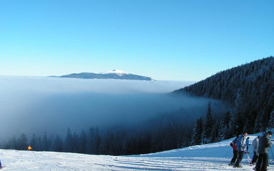 Pilsko, widok na Babią Górę (foto: narty.pl)