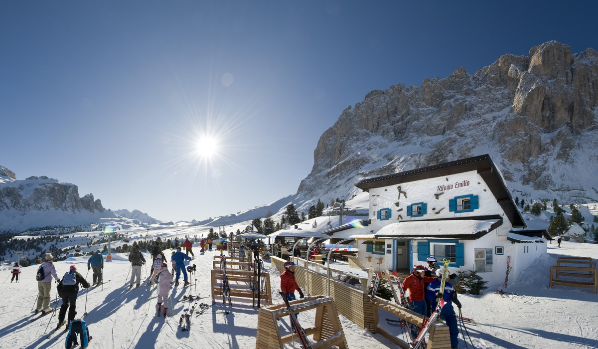 Schronisko Emilio Comici w Val Gardena (foto: Helmut Rier) Schronisko Emilio Comici w Val Gardena (foto: Helmut Rier)