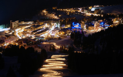 Courchevel w nocy (foto: Courchevel Tourisme / Patrick Pachod)