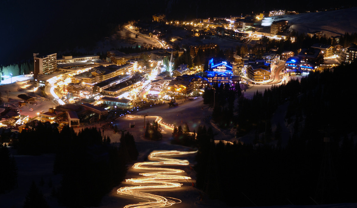 Courchevel w nocy (foto: Courchevel Tourisme / Patrick Pachod)