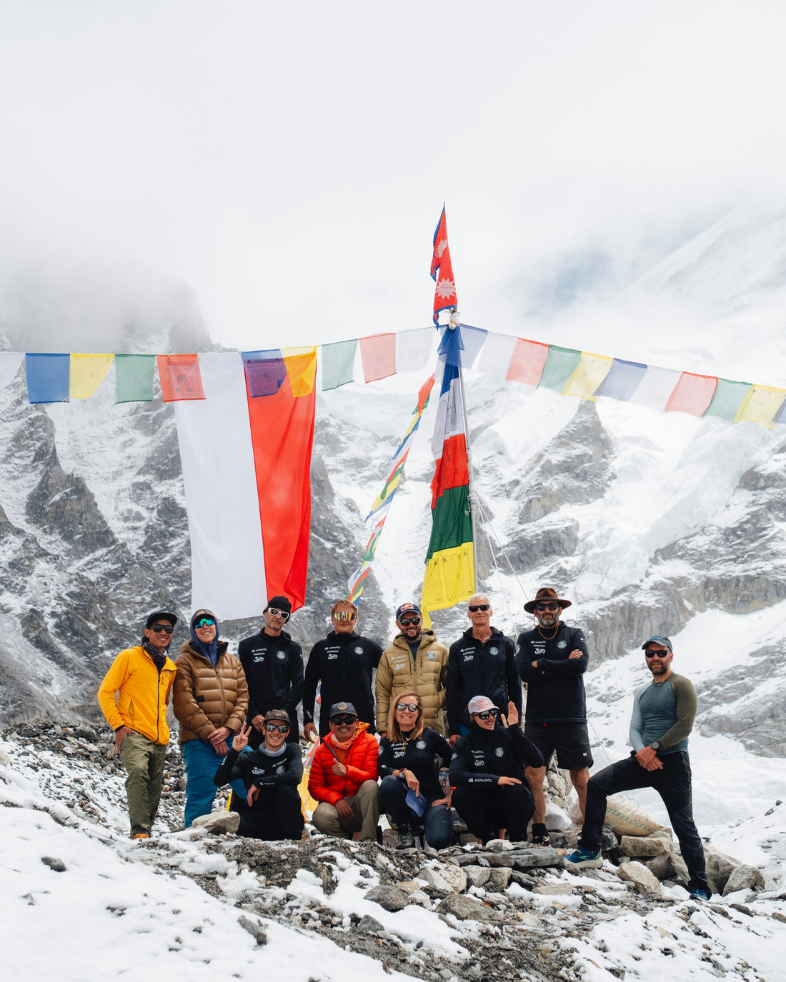 Team w bazie, fot. Bartek Pawlikowski Team w bazie, fot. Bartek Pawlikowski