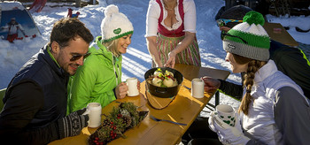 Styryjskie specjały na stole (foto: Steiermark Tourismus Ikarus)