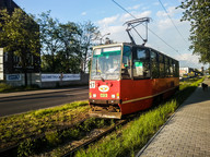 
Bliskie spotkanie z czerwonym potworem
