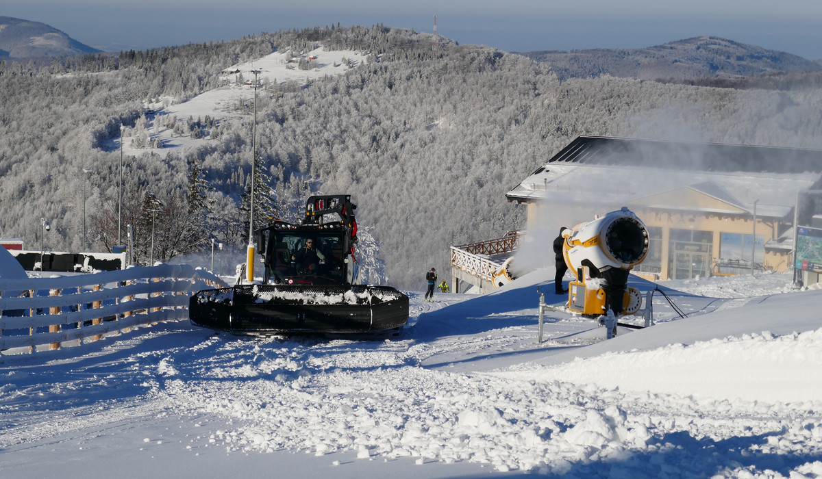 Szczyrk Mountain Resort przegotowabia do sezonu 20211 2022 (fot. TMR) Szczyrk Mountain Resort przegotowabia do sezonu 20211 2022 (fot. TMR)