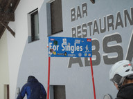 Dla "singli" biuro matrymonialne na stoku?