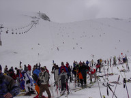 WIDOK NA TRASĘ DOJAZDOWĄ DO TUXER FERNERHAUS (CZERWONA NR 3)