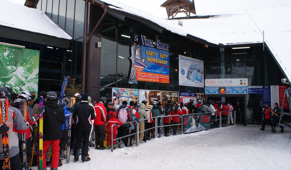 Kolejka do kas (foto: autor)