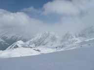 Chmury się przebijają