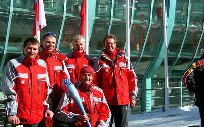 W Sestiere ze zniczem olimpijskim.