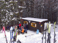 MIEJSCE GDZIE MOŻNA ODPOCZĄĆ PRZY CZYMŚ CIEPŁYM. BAR NA TRASIE NR 8.