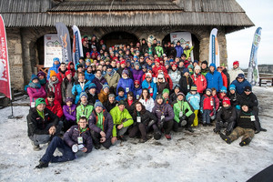Uczestnicy V edycji Wintercamp na Turbaczu (foto: projekt77.pl)