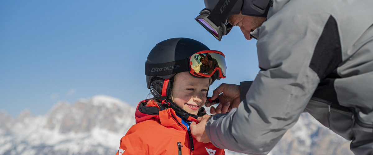We Włoszech kaski obowiązkowe dla nieletnich do 18 roku życia (fot. mat. prasowe)